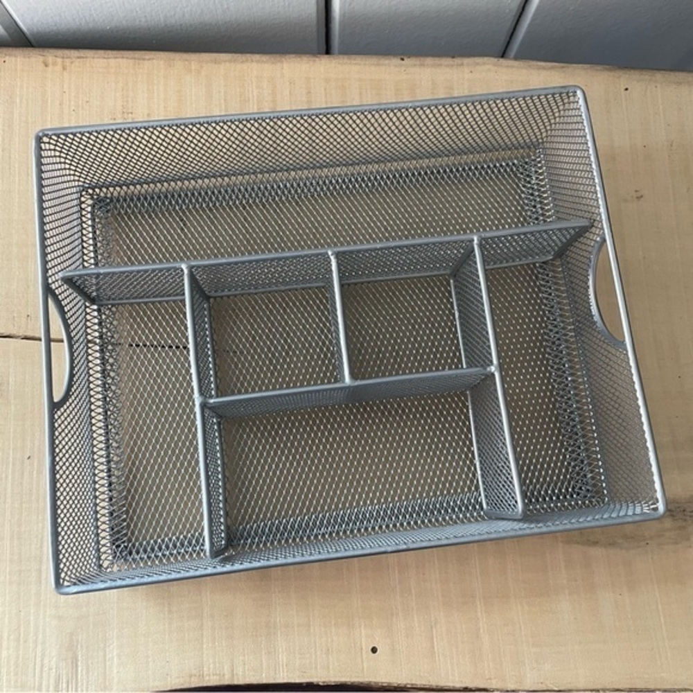 LAST CHANCE Metal Desk Organizer Pencil Holder 7x9 Silver Metallic Home Office